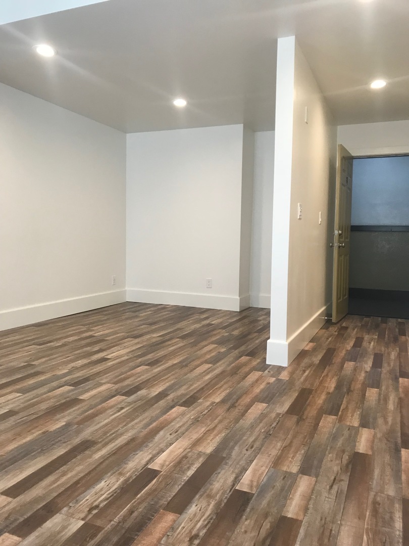 Los Angeles Apartment: 131 S Avenue 63