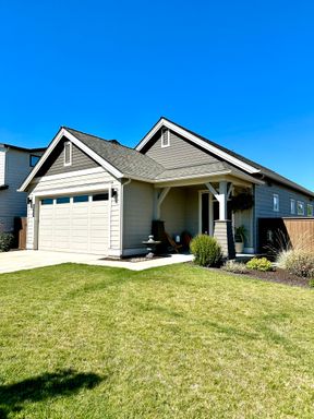 4703 SW Badger Creek Drive, Redmond, OR 97756
