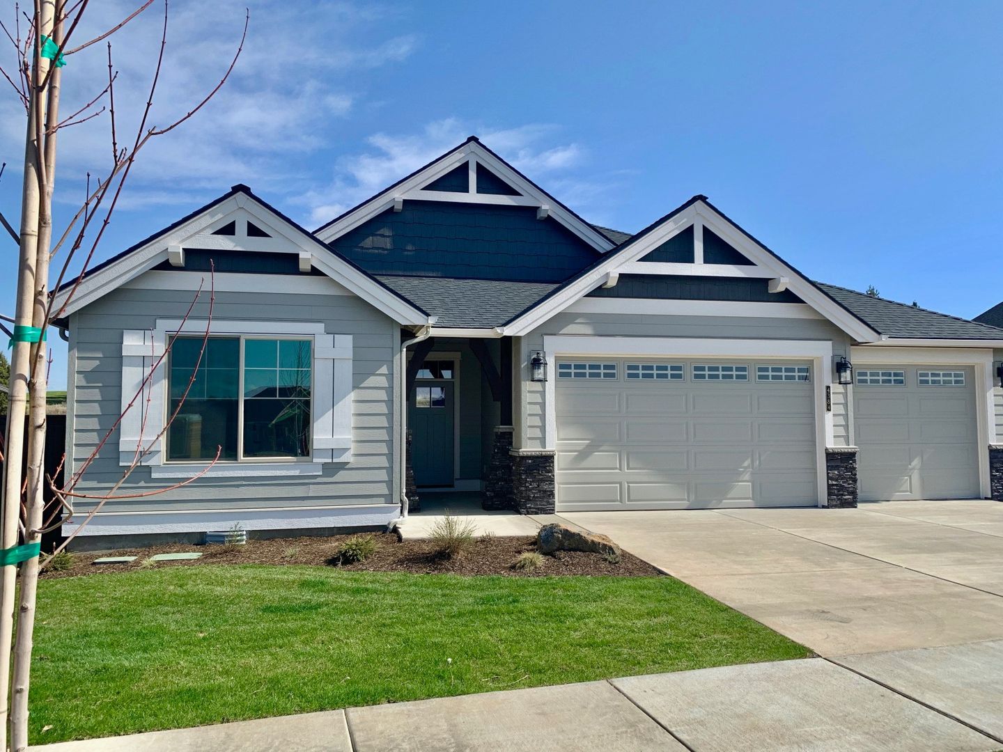 Redmond House: 4384 SW 36th Street