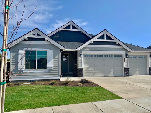 4384 SW 36th Street, Redmond, OR 97756