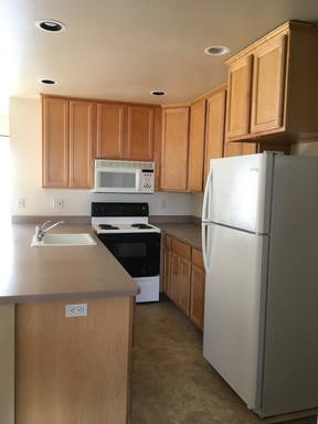 Listing photo thumbnail