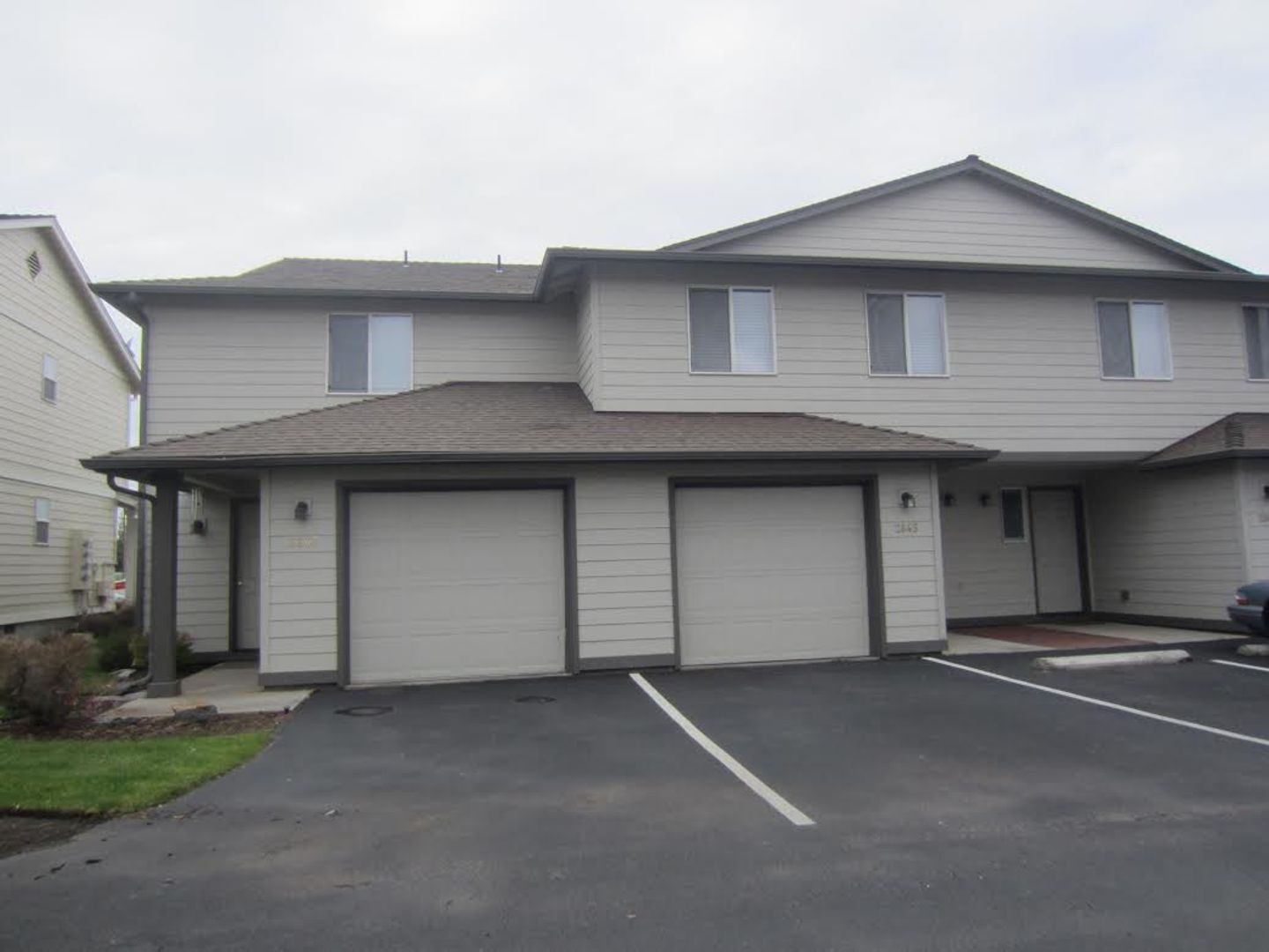 Redmond Apartment: 2641 NW Cedar Ave.