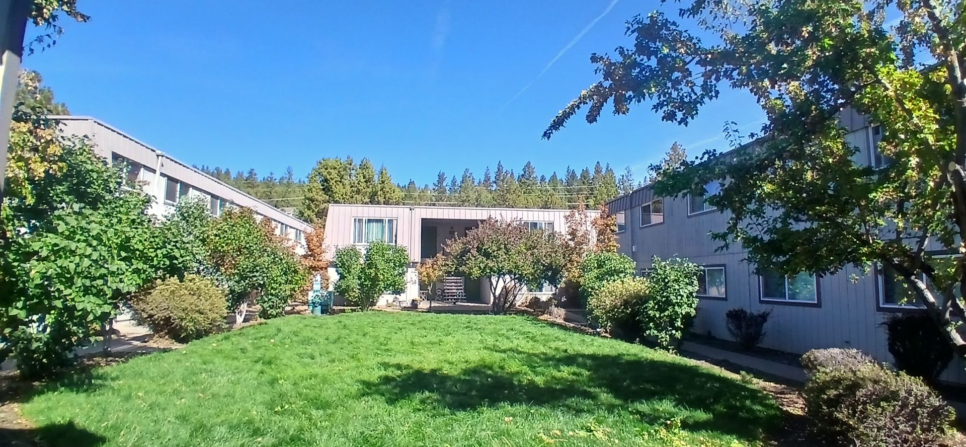 Bend Apartment: 1580 NW Newport