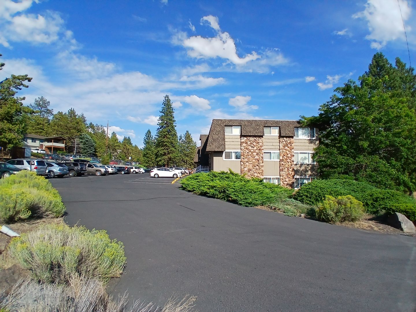 Bend Apartment: 1695 NW Portland