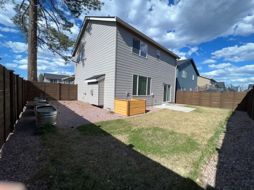 Listing photo thumbnail