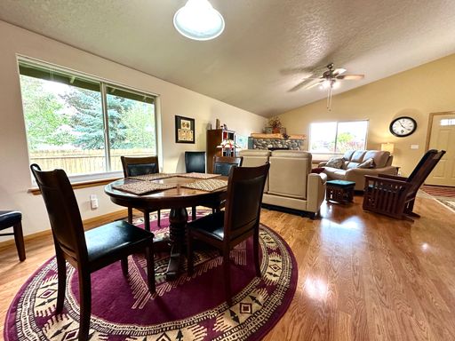 Listing photo thumbnail