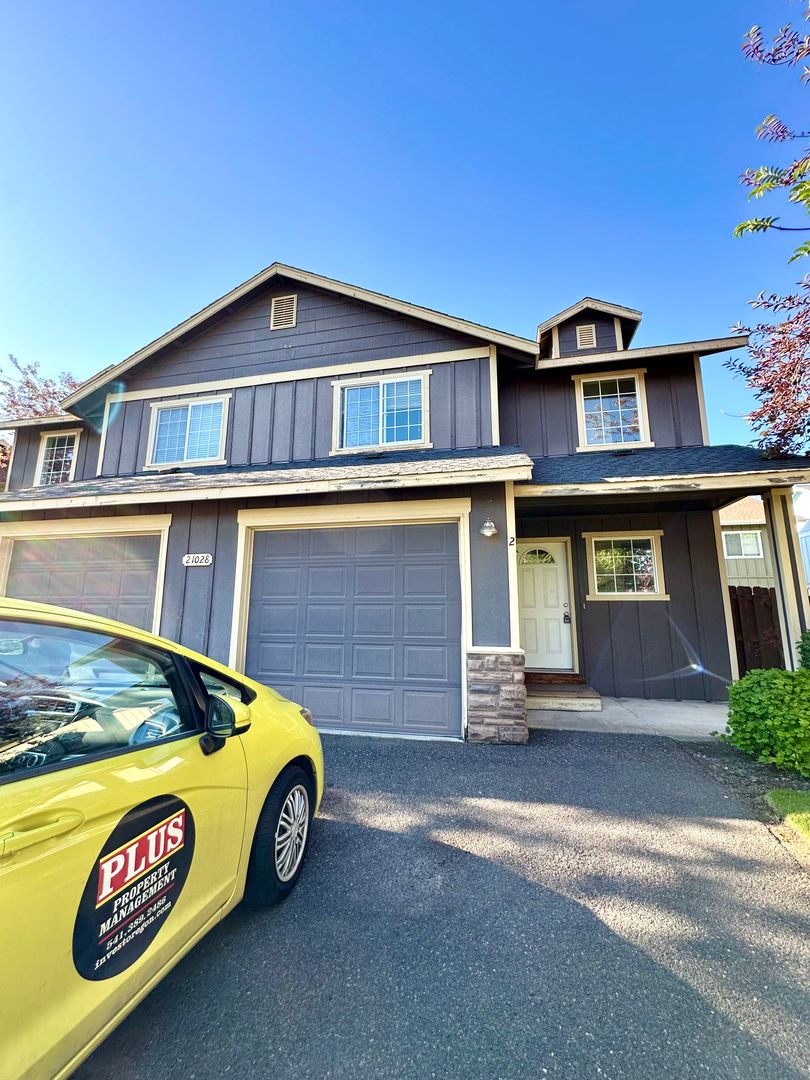 Bend Apartment: 21028 Damascus Ln