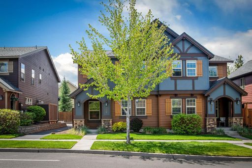 20469 Brentwood Ave, Bend, OR 97702