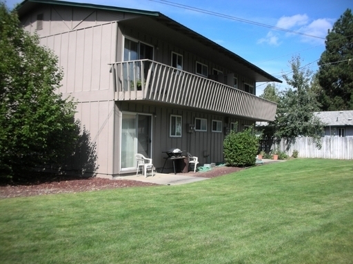 330 SE 15th St. #3, Bend, OR 97702