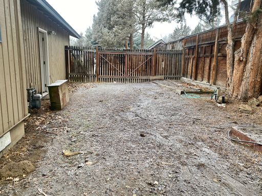 Listing photo thumbnail