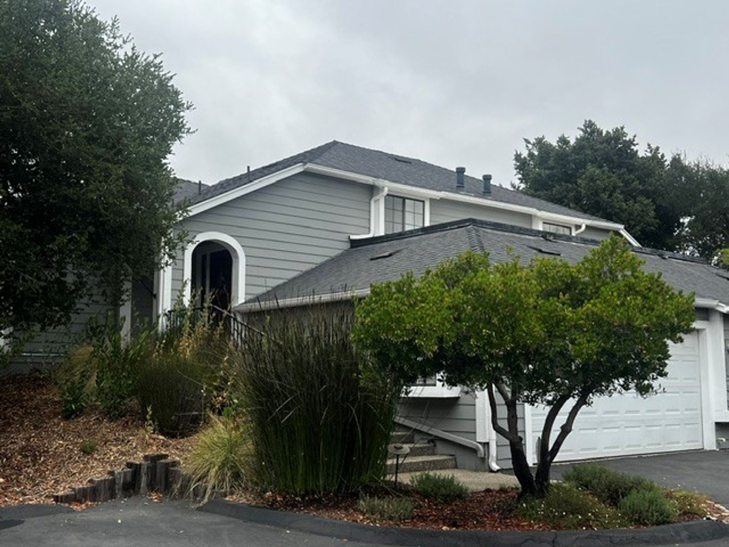 Solvang Condo: 736 Hillside Drive