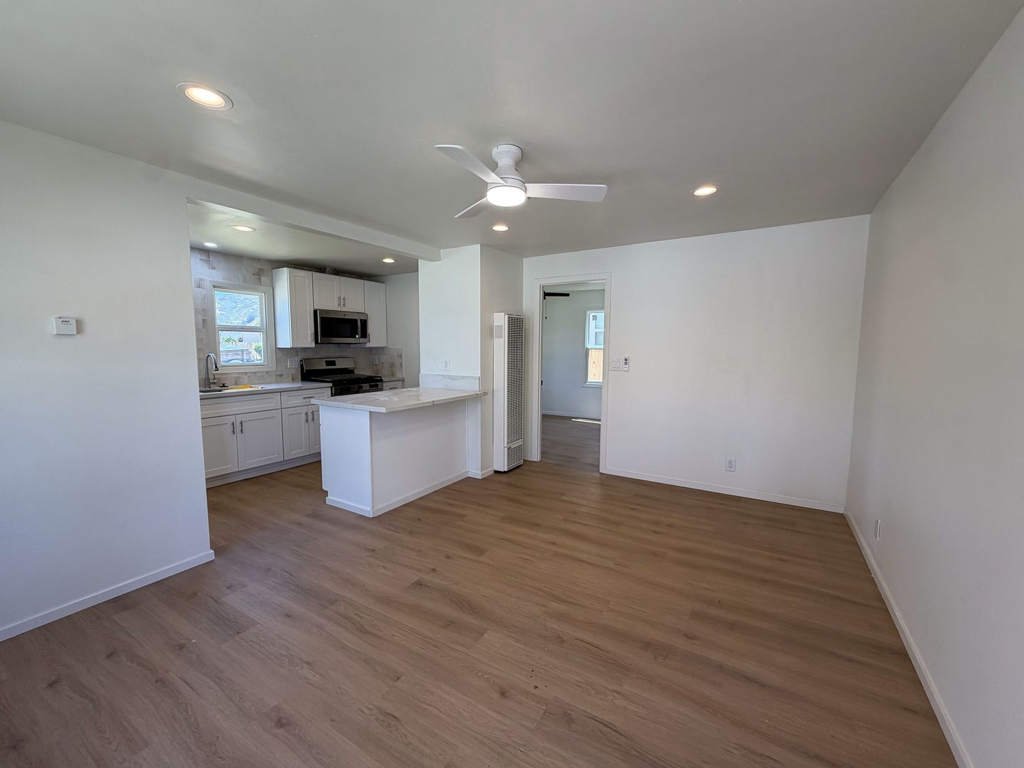 Lompoc Apartment: 219 South G Street