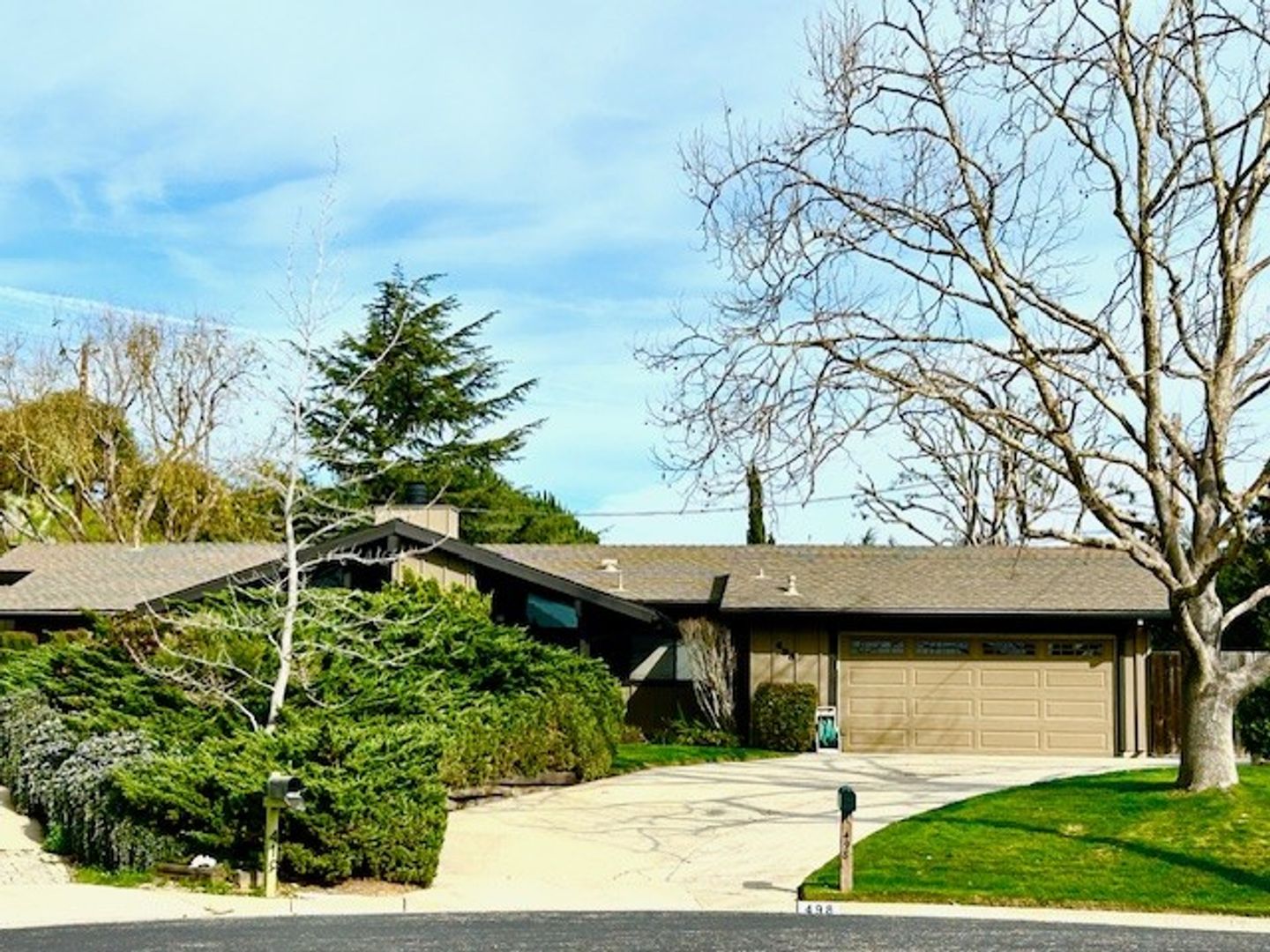 Buellton House: 498 Kendale Road