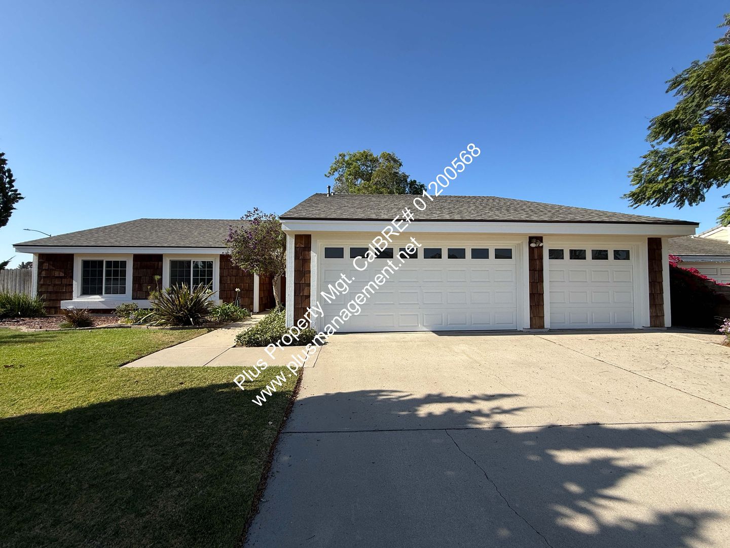Santa Maria House: 1120 Village Drive