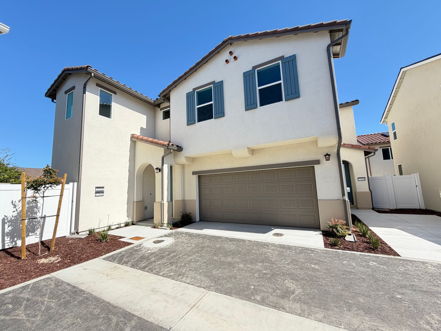 Lompoc House: 1714 River Vista Way