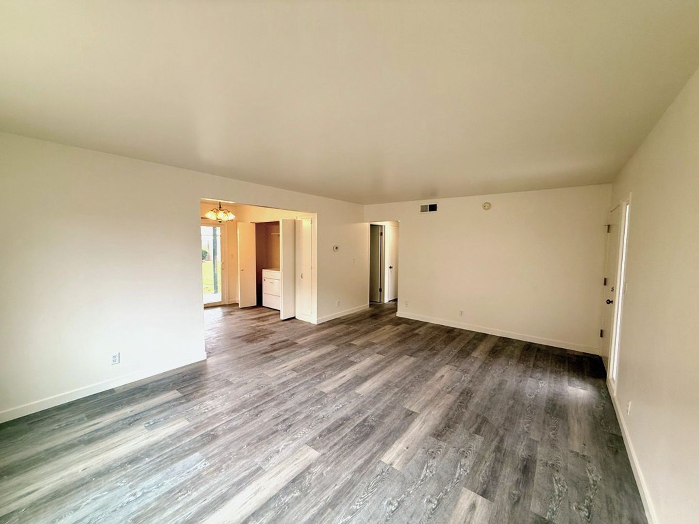 Santa Ynez Apartment: 3618 Manzana Street