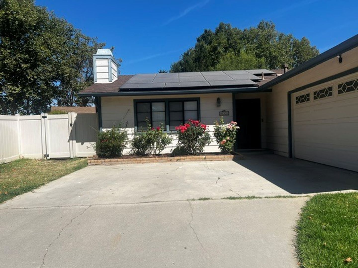 Buellton House: 133 Shadow Mountain Drive