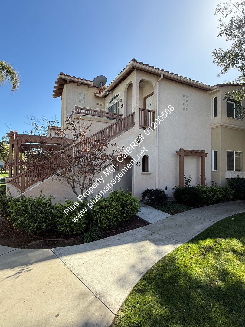 Santa Maria Condo: 310 E McCoy Ln., #3C