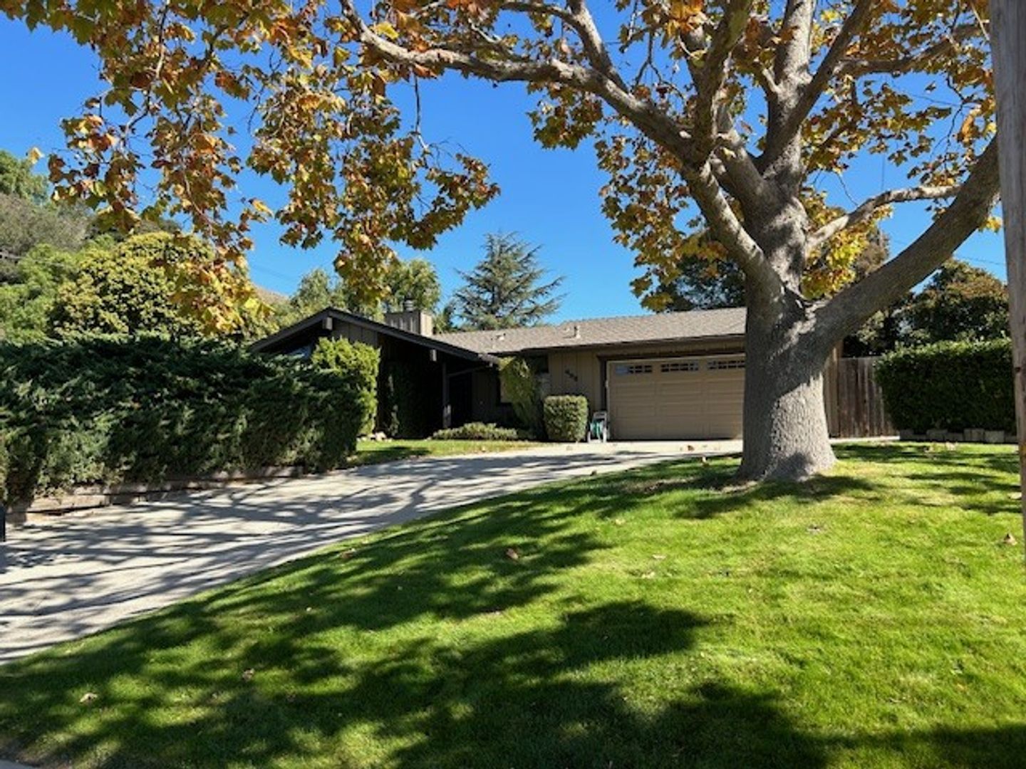 Buellton House: 498 Kendale Road