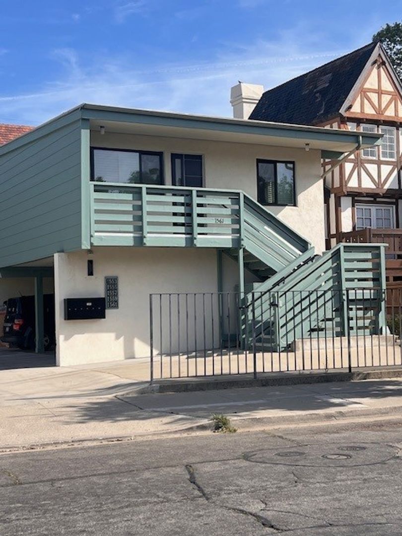 Solvang Apartment: 1575 Oak Street, Solvang