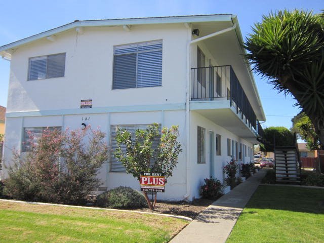 Lompoc Apartment: 117-121 South "K" Street