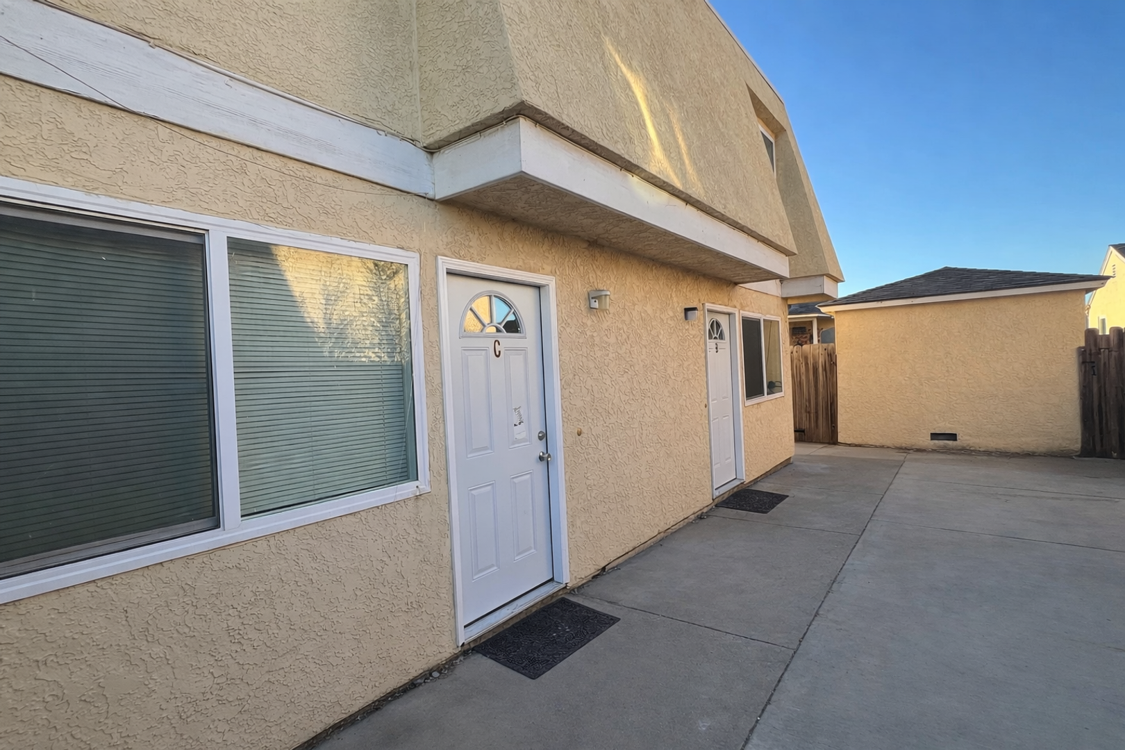 Santa Maria Apartment: 717 E Boone Street