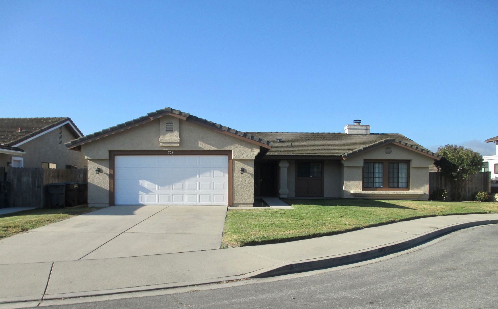 Lompoc House: 704 Canfield