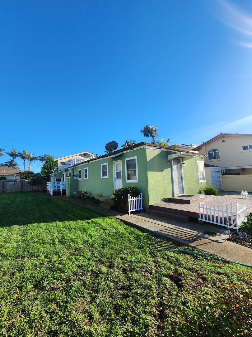 Pismo Beach House: 323 Palisade Avenue
