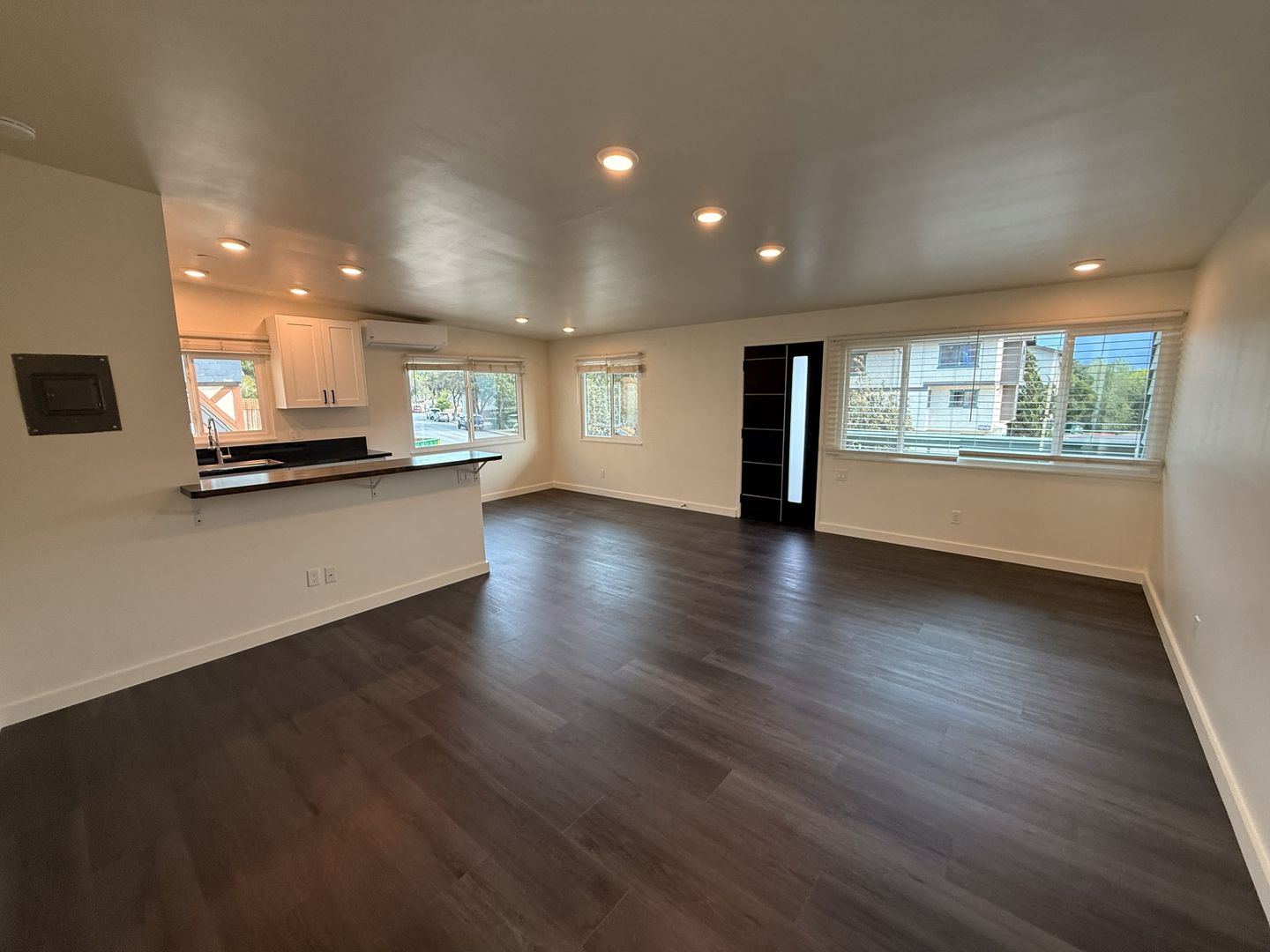 Solvang Apartment: 1575 Oak Street, Solvang