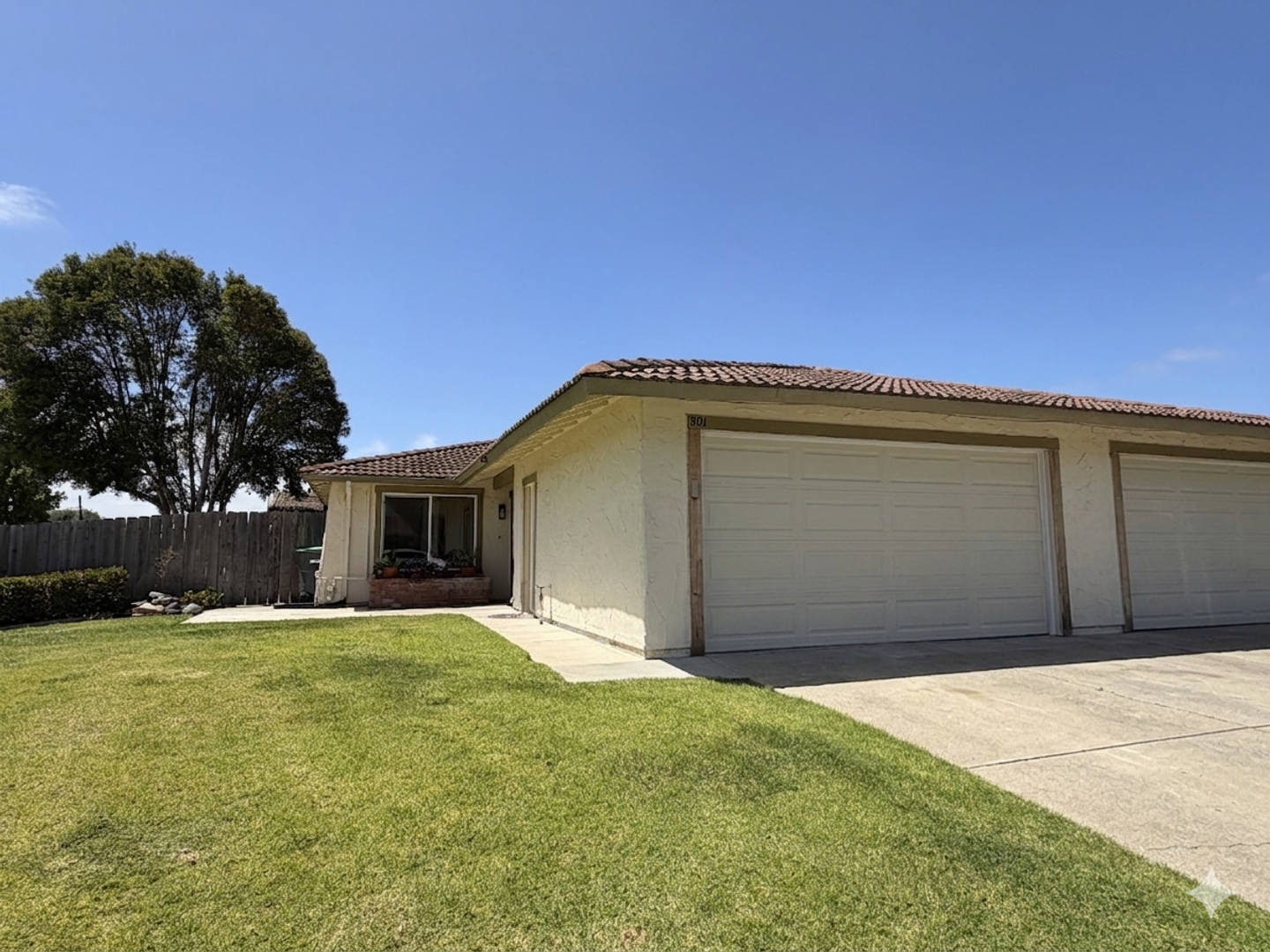 Lompoc House: 901 North L Street