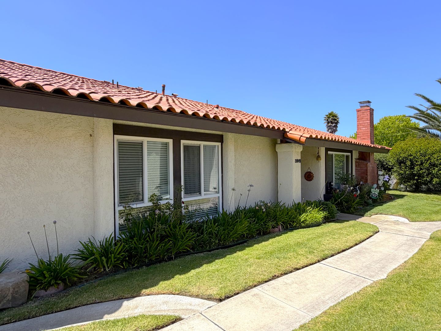 Lompoc House: 3949 Mesa Circle Drive
