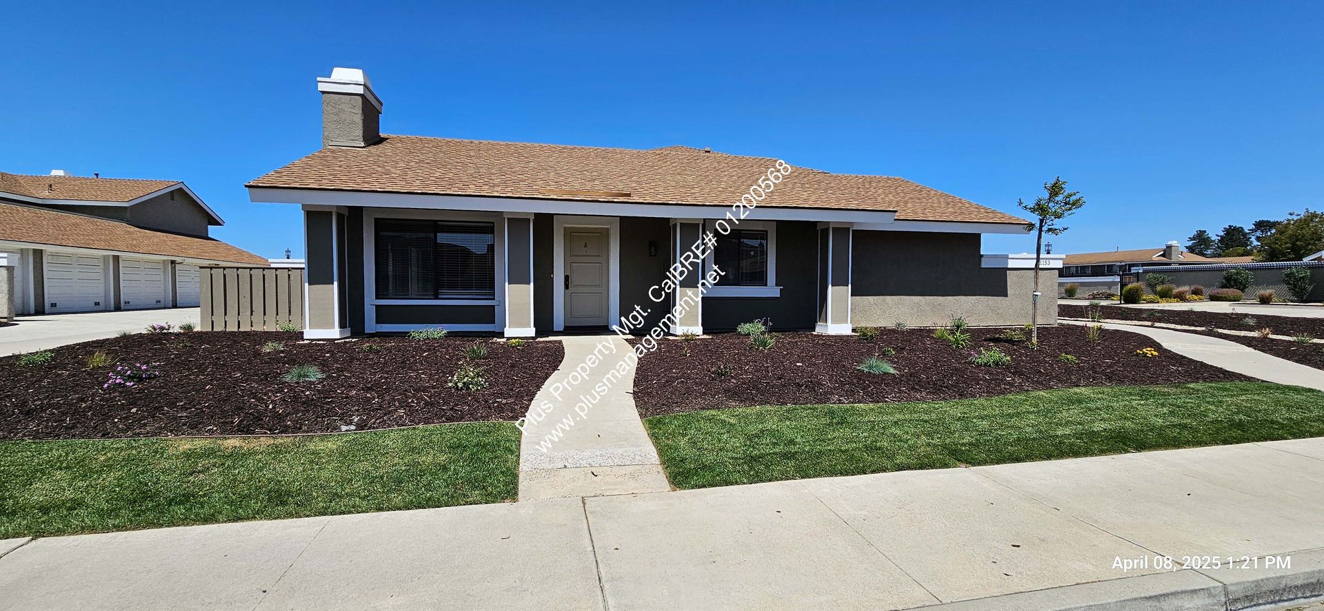 Santa Maria Townhome: 1153 E Foster Rd., Apt A