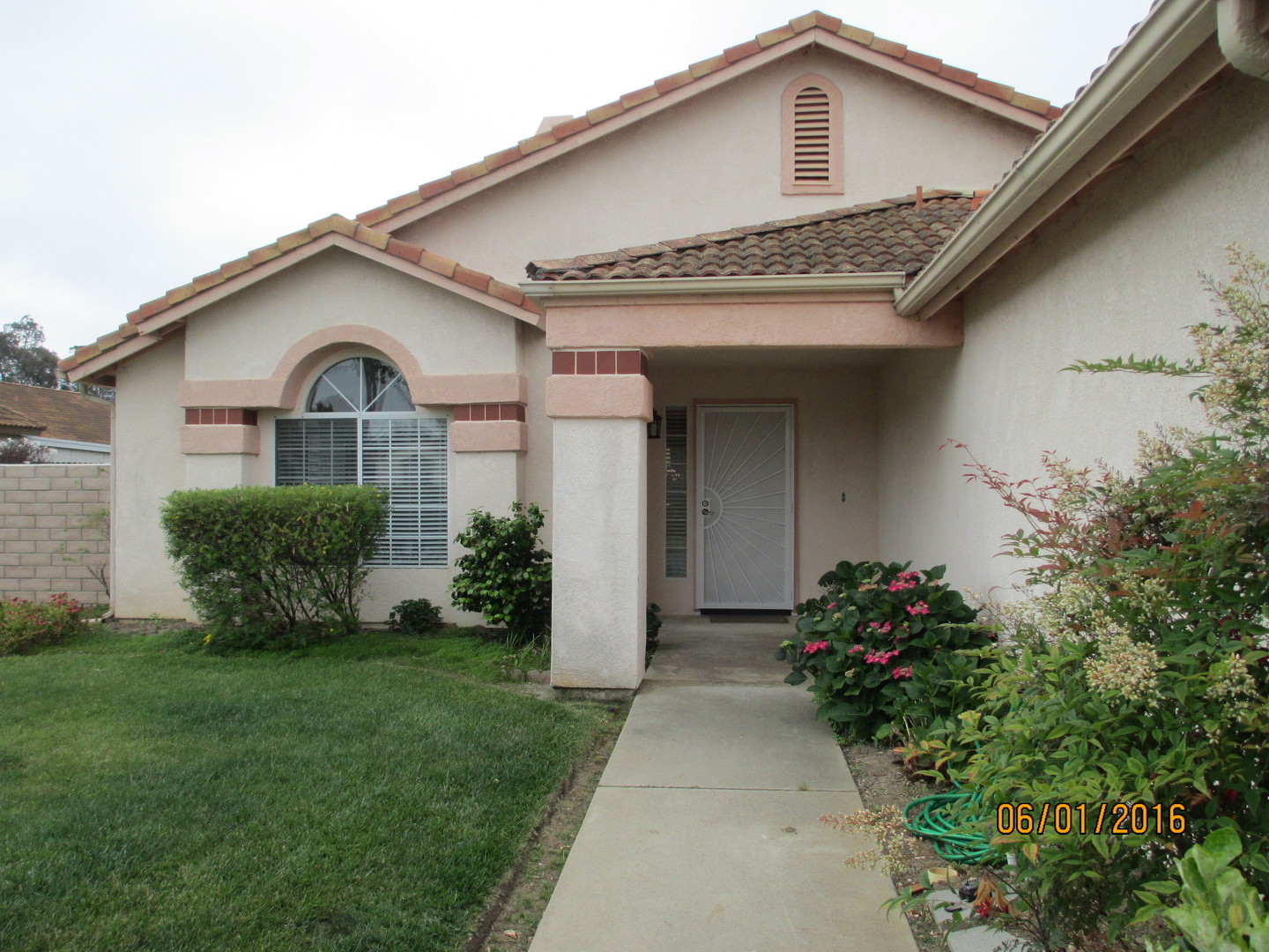 Lompoc House: 812 Cagney Way
