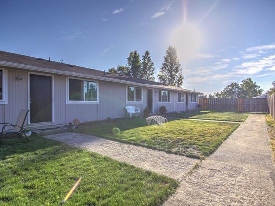 Tacoma Apartment: 3704 S Gunnison St