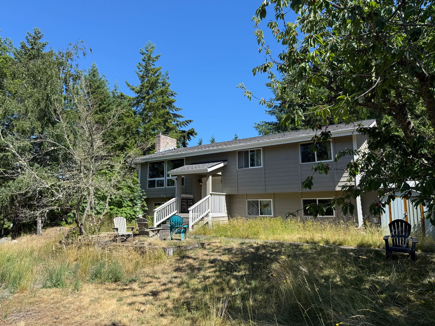 4 Bedroom, 2 Bath, 2 Story Home For Rent in Port Hadlock!