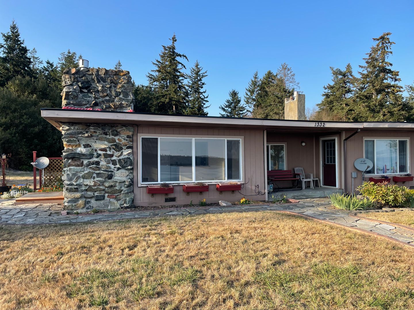 Oak Harbor Apartment: 1332 Penn Cove Road