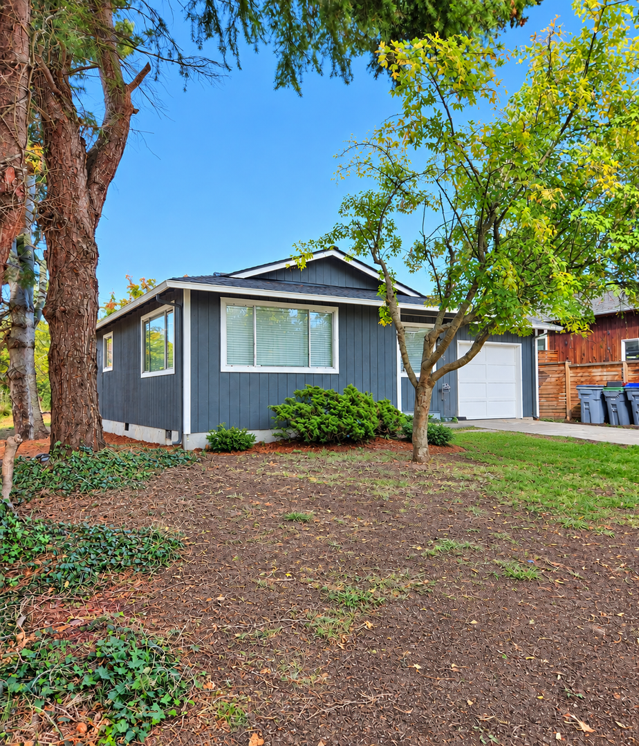 Port Townsend House: 2005 McNeill St