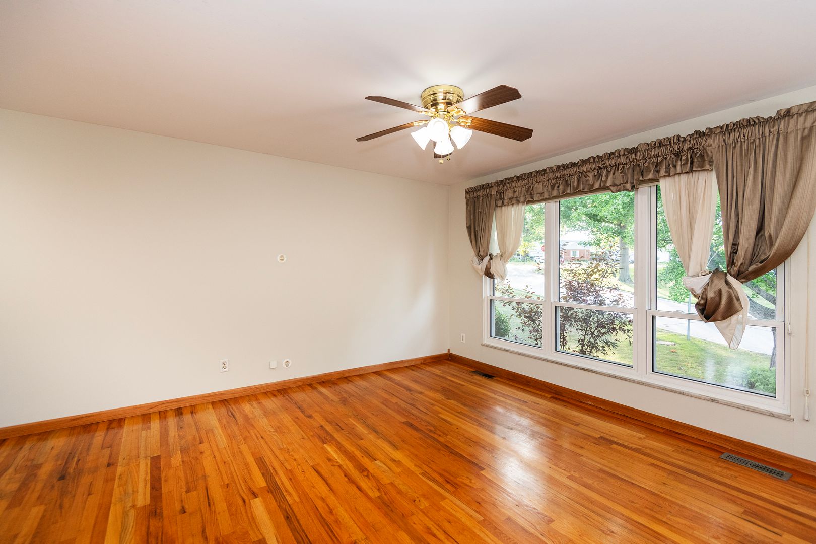 2334 Rosegarden Dr 14 of 41