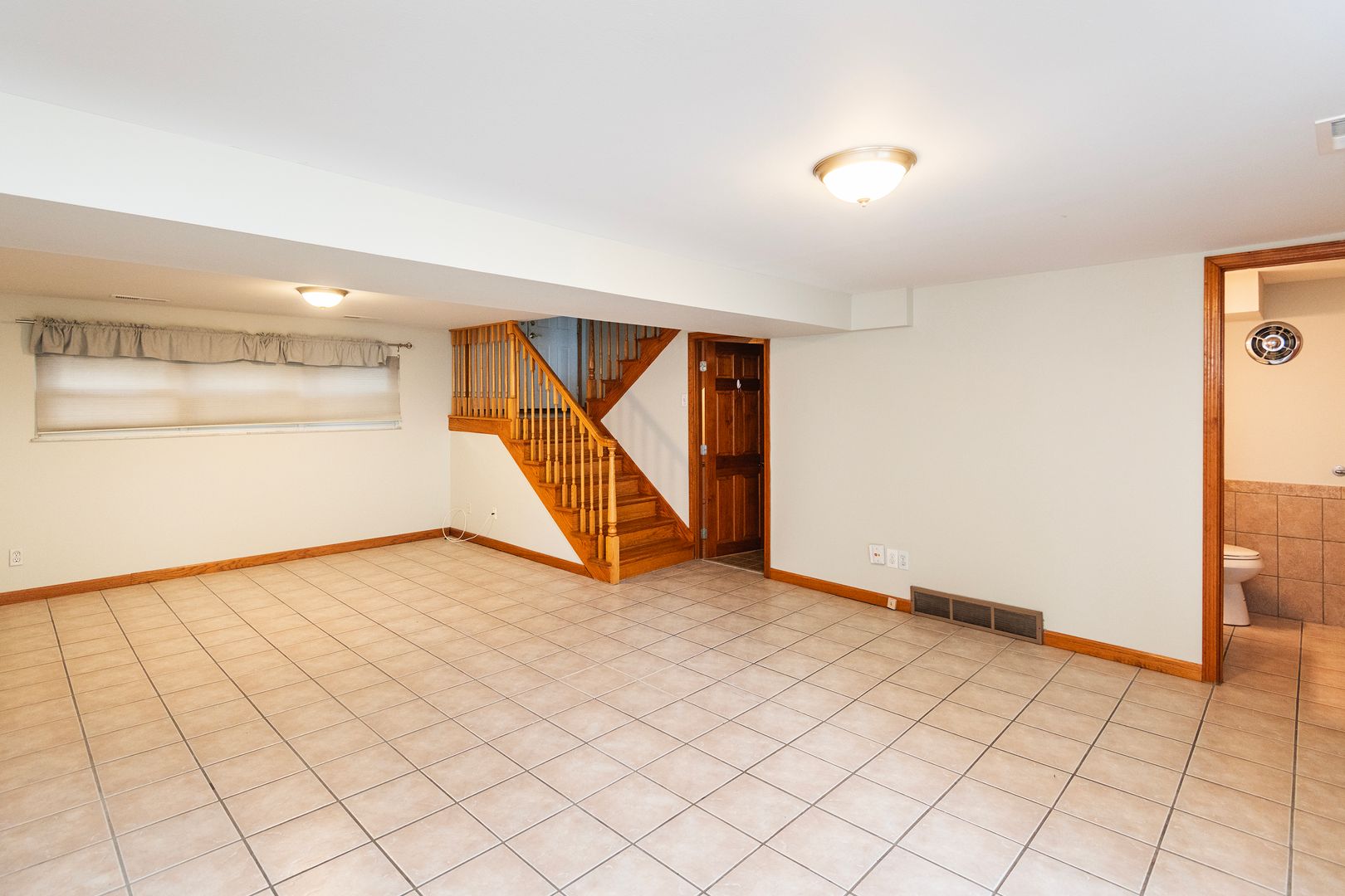 2334 Rosegarden Dr 7 of 12
