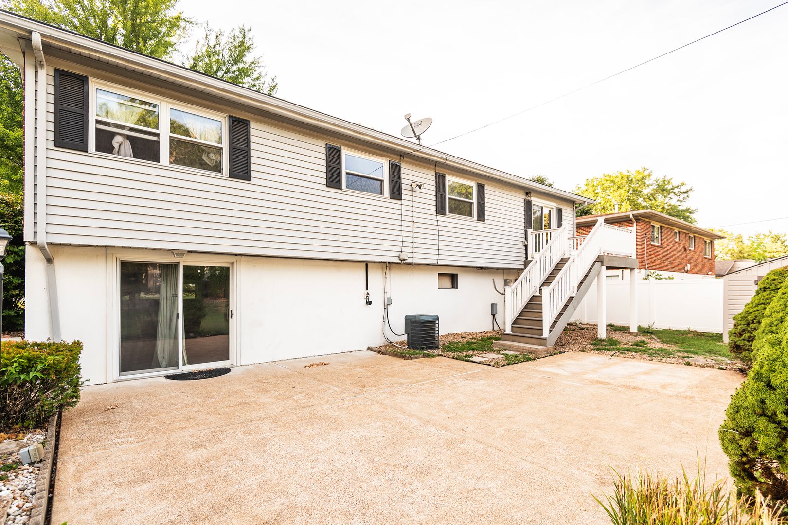 2334 Rosegarden Dr 4 of 12