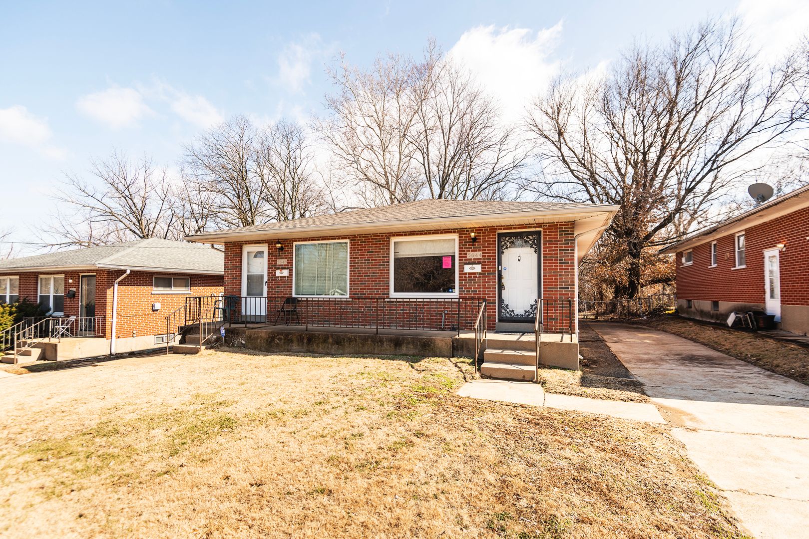 Saint Louis House: 5644 Wilborn Dr