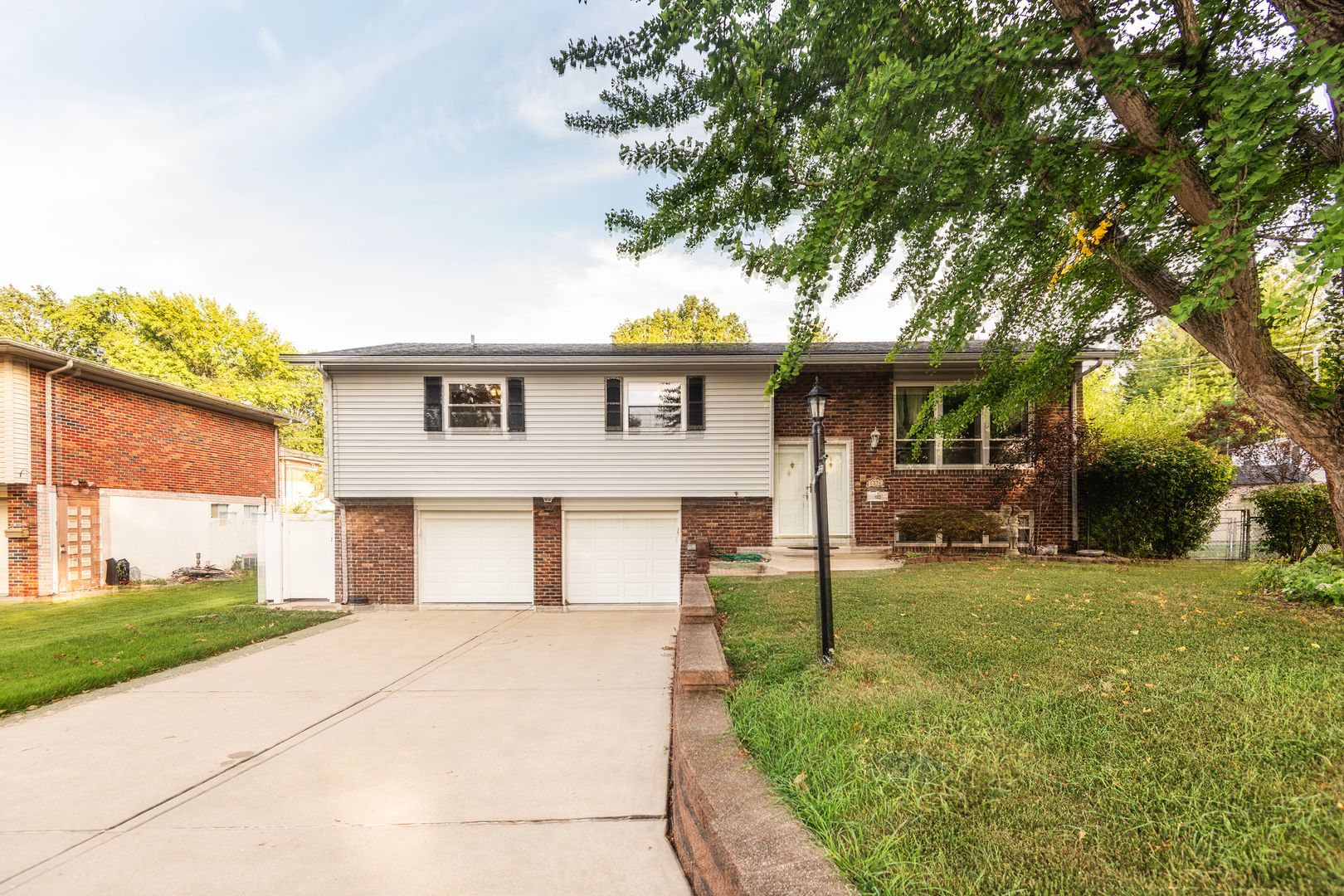 2334 Rosegarden Dr 2 of 12