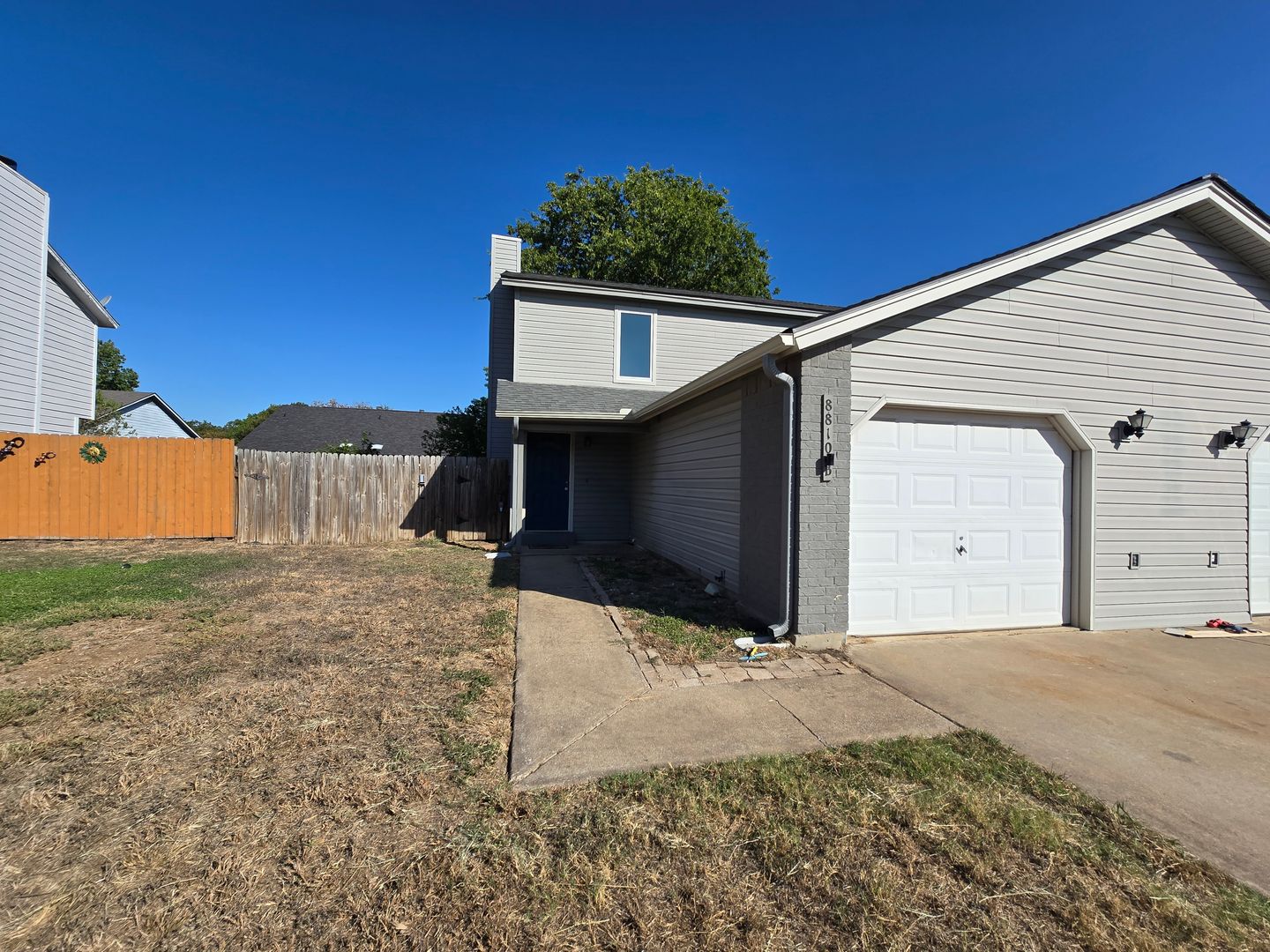 Austin Apartment: 8810 Springmail Circle