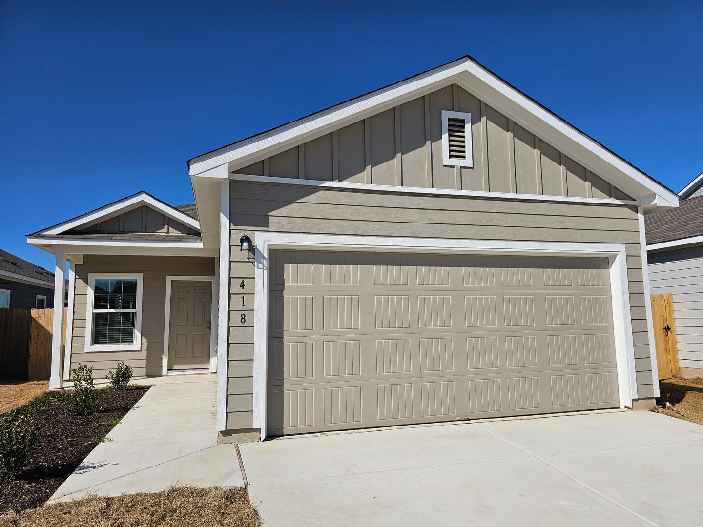 Bastrop House: 418 Paddlefish Ln