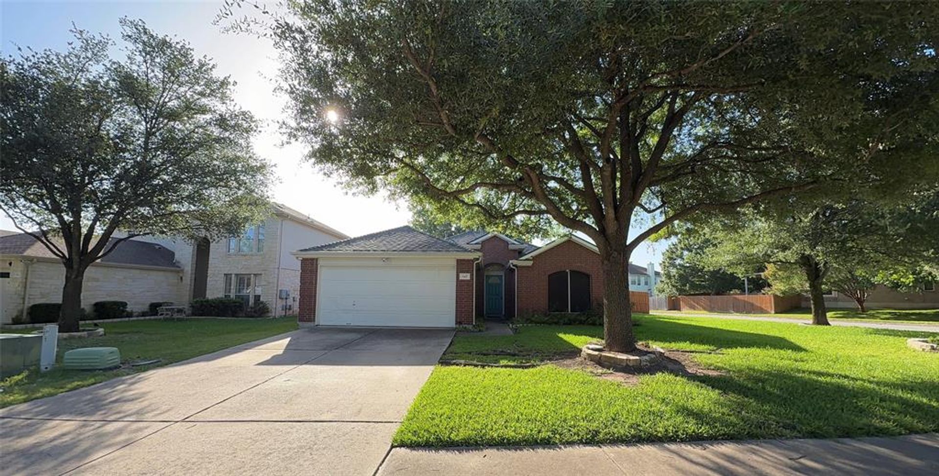 Round Rock House: 645 Arrowood Place