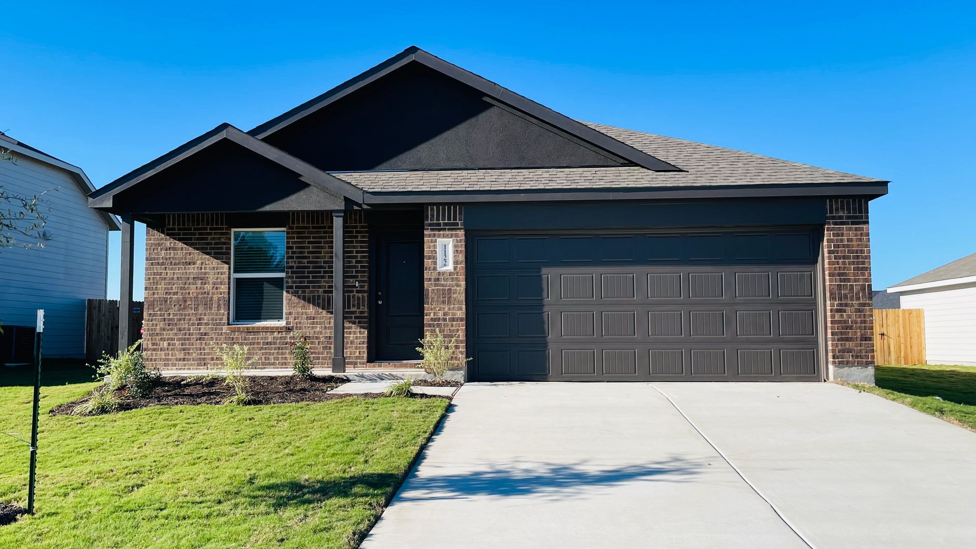 Temple House: 1122 Campbellton Dr