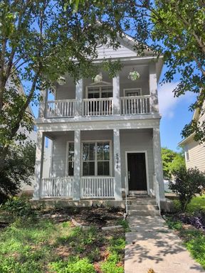 Wondeful 3 Bedroom 3 Bath home with covered front patio (on both floors) – photo 1