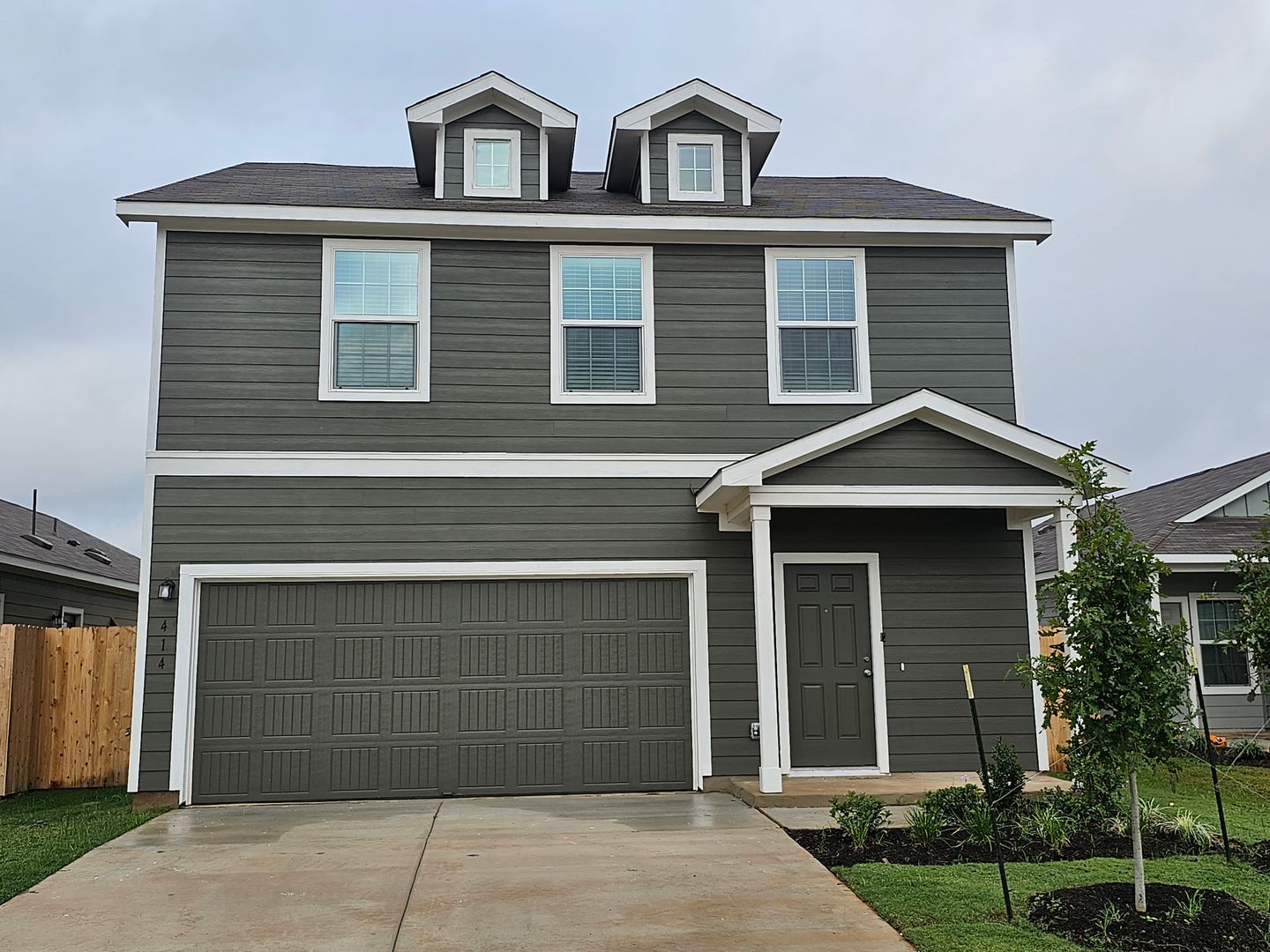 Bastrop House: 414 Bass Dr