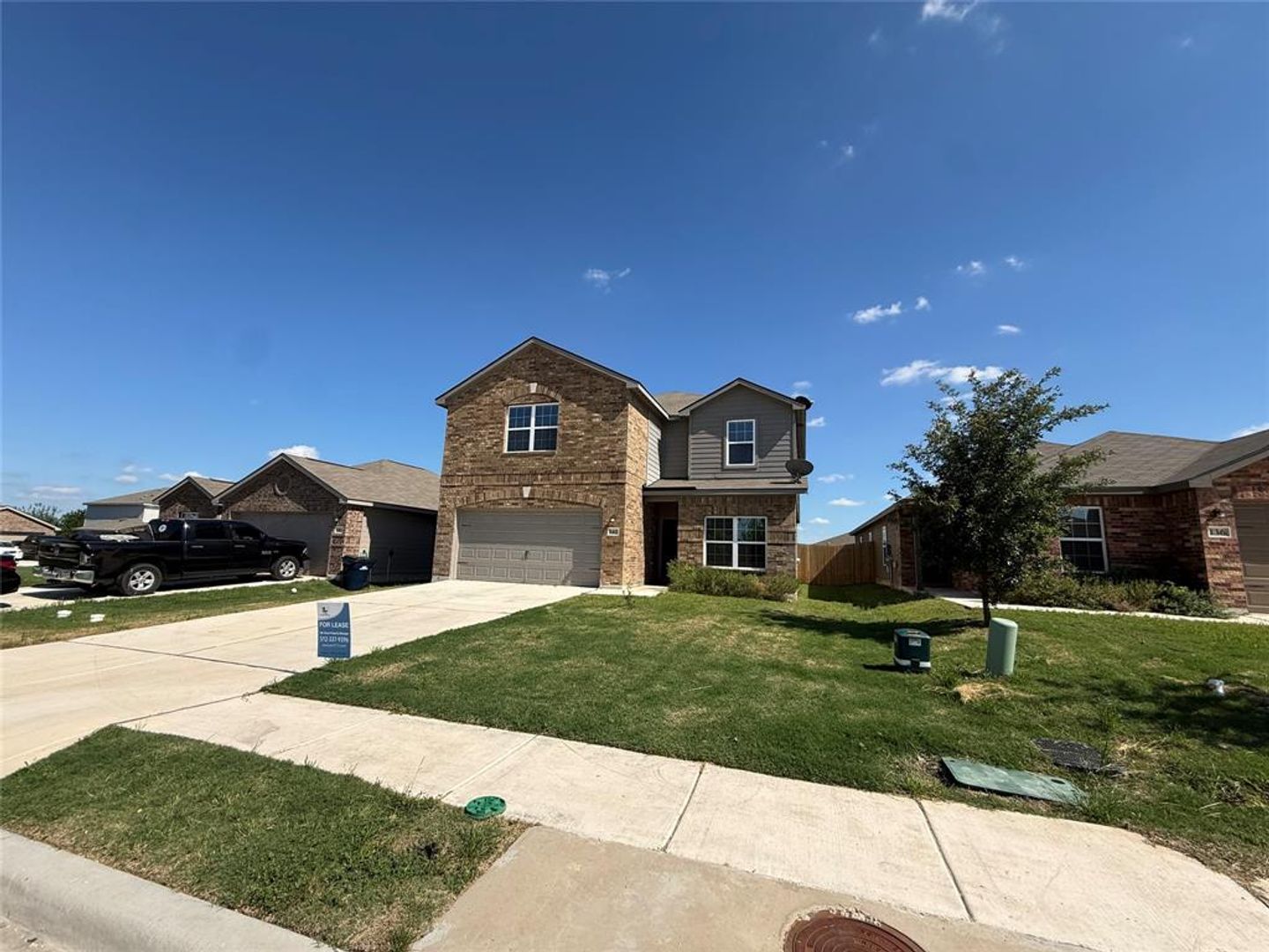 Jarrell House: 140 Maywood Ln