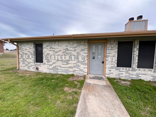 2 Bed / 1 Bath Duplex Unit In Killeen – photo 1